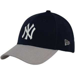  New Era New York Yankees Navy Blue Gray Dyad 39THIRTY 