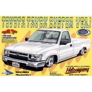  Aoshima #1 Toyota Truck Custom Ver 1 95 1/24 w/ Racing 