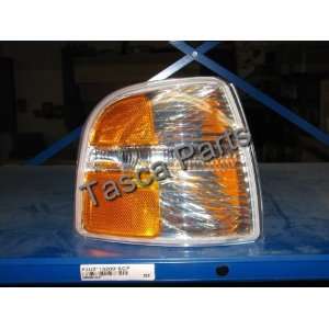  Ford 4L2Z 13200 AA   PARKING LIGHT   WITH: Automotive