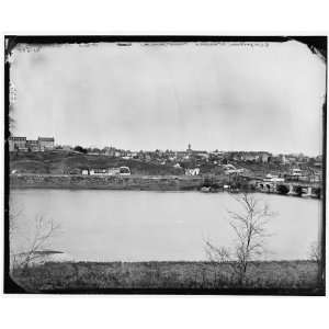   Virginia bank; Aqueduct Bridge at the extreme right: Home & Kitchen