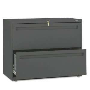   secures both sides of drawer.   Three part telescoping slide