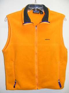 This Patagonia Synchilla Orange Fleece Vest is in EXCELLENT Condition!