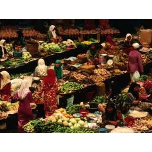  Food Stalls and People at Central Market, Kota Bharu 
