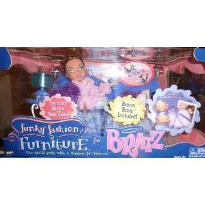  Bratz Funky Fashion Furniture with Bonus Bratz Doll: Toys 