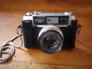 Vintage 60s 70s YASHICA EE RANGEFINDER Point & Shoot 35mm JAPAN Film 