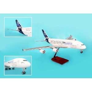  Skymarks Airbus A380 800 1/100 W/WOOD Stand & Gear