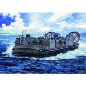    Trumpeter 1/144 JMSDF Landing Craft Air Cushion Toys & Games