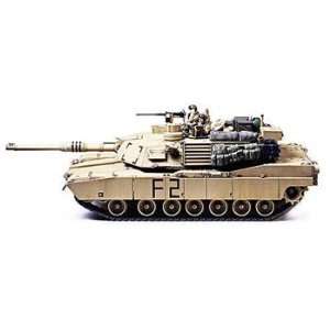  Tamiya   1/35 M1A2 Abrams 120mm Gun Tank (Plastic Model 