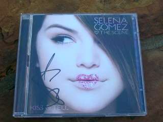 SELENA GOMEZ*SIGNED*CD*KISS & TELL*+BONUS DVD*PROOF!!  