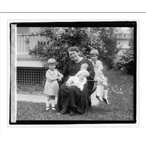  Historic Print (L) Mrs. Clyde Kelly & children, 6/1/22 