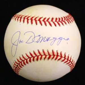  Joe DiMaggio Signed Baseball   OAL JSA: Sports & Outdoors