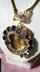 Vintage Art Deco MCCLELLAND BARCLAY Purple Rhinestone Pendant Necklace 