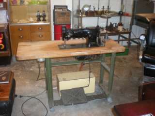 1940s Singer 111W102 Industrial SAIL & LEATHER Sewing Machine w/Table 