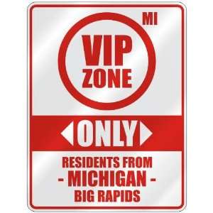   ZONE  ONLY RESIDENTS FROM BIG RAPIDS  PARKING SIGN USA CITY MICHIGAN