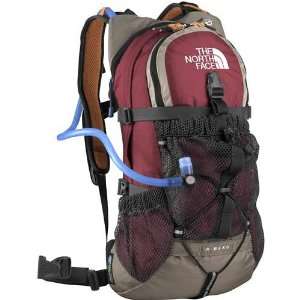  The North Face Mako Hydration Pack Womens: Sports 