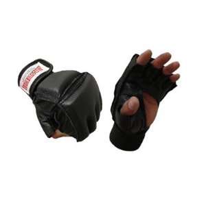  MMA 4 oz. Grappling Gloves Size Medium