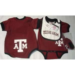   Aggies NCAA Creeper/Bootie Set 3 6 Months: Sports & Outdoors