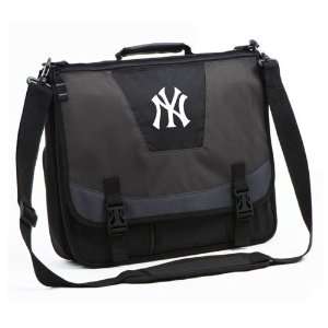  New York Yankees Active Attache Messenger Bag Sports 