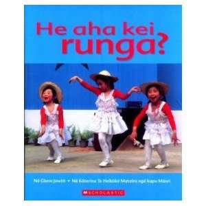  He aha kei Runga? (What is on Top?) (Maori) GLENN JOWITT Books