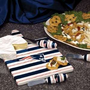 New England Patriots Cheese Cutting Board Set