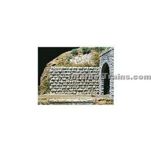  Chooch HO Scale Retaining Wall   Large Cut Stone 6.75 x 3 