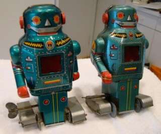   Japan Tin Toy Wind Up Mechanical Mighty Robots 1960s Noguchi  