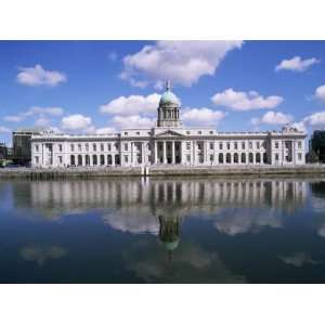 com Customs House and River Liffey, Dublin, Eire (Republic of Ireland 