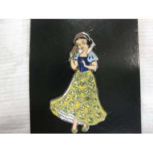  Disney Pin Snow White with Jeweled Dress Toys & Games