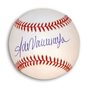  Fernando Valenzuela Autographed Baseball Sports 