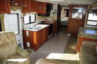 2004 Fleetwood Bounder 35ft Class A Motorhome, 2 Slide Outs, Low 