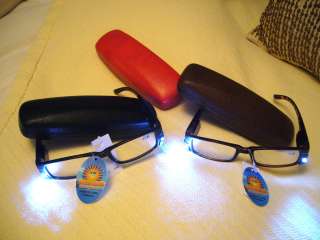 READING GLASSES W/ LIGHTSIN TWO COLORSAMAZING WHAT YOU CAN DO 