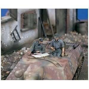  Stug Crew WWII German 1 35 Verlinden: Toys & Games