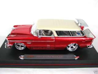 Maisto 1955 Chevrolet Nomad Red 1/18 Diecast car  