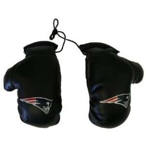   Mini Boxing Gloves   NFL Football   New England Patriots: Beauty