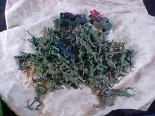 VINTAGE TIM MEE MARX 82PC GREEN ARMY MEN TANK SOLDIERS CANNON PLASTIC 