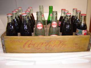 Vintage Coca Cola Wooden Case with Coca Cola and 7 Up Bottles  