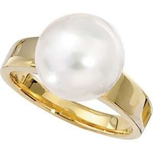   Pearl Ring expertly set in 14 karat Yellow Gold for SALE(6) Jewelry