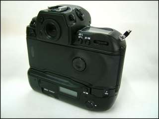 Nikon F5 35mm SLR Camera Body MINT  