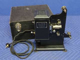 Eastman Kodak Co. Kodascope Eight Model 25 Movie Projector with Case 