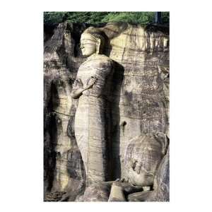  Statues of Buddha carved in rocks, Gal Vihara, Polonnaruwa 