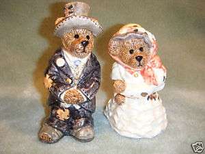Bearware Pottery Bride & Groom Salt & Pepper BEAR BEARS  