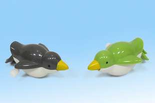 ONE Wind Up Bath Toy Swim Penguin,Party Favours,WUT037  