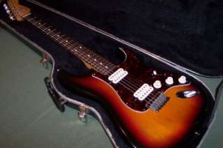 1998 Fender Big Apple Strat USA Made   3 tone Sunburst with Hardshell 