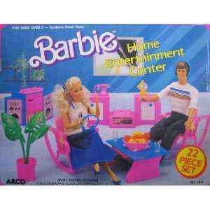  Barbie HOME ENTERTAINMENT CENTER 22 Piece Play Set (1987 