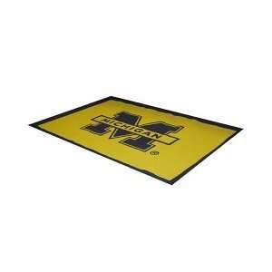    Michigan Wolverines 4ftx6ft Jute Boucle Rug: Sports & Outdoors