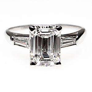 Vintage 1.5 Carat Emerald Cut VS Diamond Engagement Ring Platinum Eco 