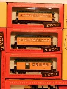 Vintage PETTICOAT JUNCTION Tyco HO TRAIN SET Mint n Box  