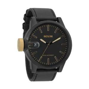  Nixon Watches   Mens Chronicle Watch in Matte Black/Gold 