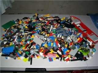   LEGO Lot  Many Set Parts/Minifigs Star Wars Harry Potter Castle Others